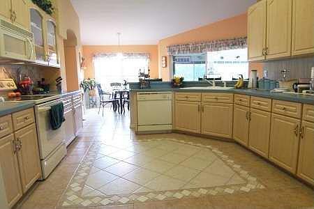 Kitchen with custom tile work