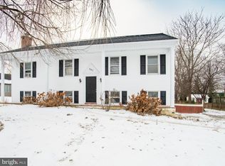 352 Sunlite Cir, Lancaster, PA 17602