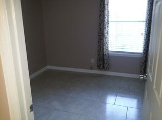 1620 Jordan St, Atlantic Beach, FL 32233