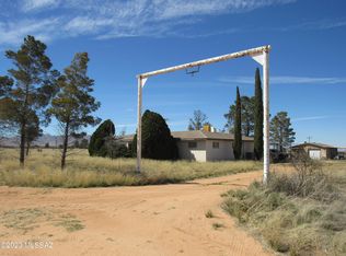 285 E Geneva St, Pearce, AZ 85625