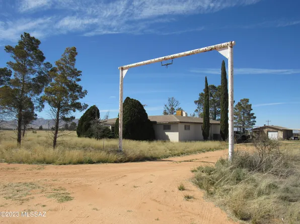 285 E Geneva St, Pearce, AZ 85625