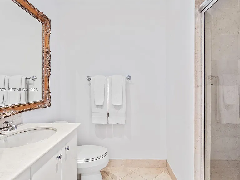 100 S Pointe Dr #1001 — Photo 11