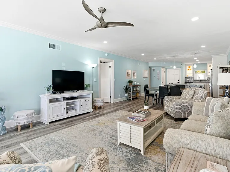 4950 Gulf Blvd #608 — Photo 21