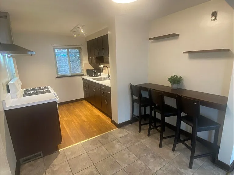 91 N Starr Ave #2 — Photo 5