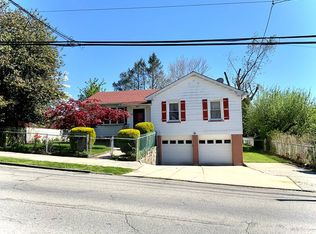 113 Onondaga St, Yonkers, NY 10704