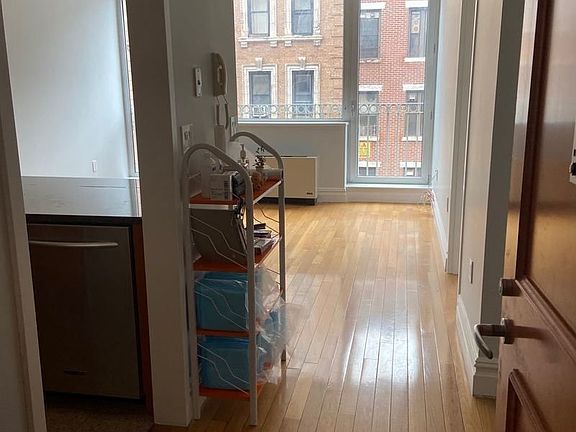2nd image of 158 Hester St APT 3C
