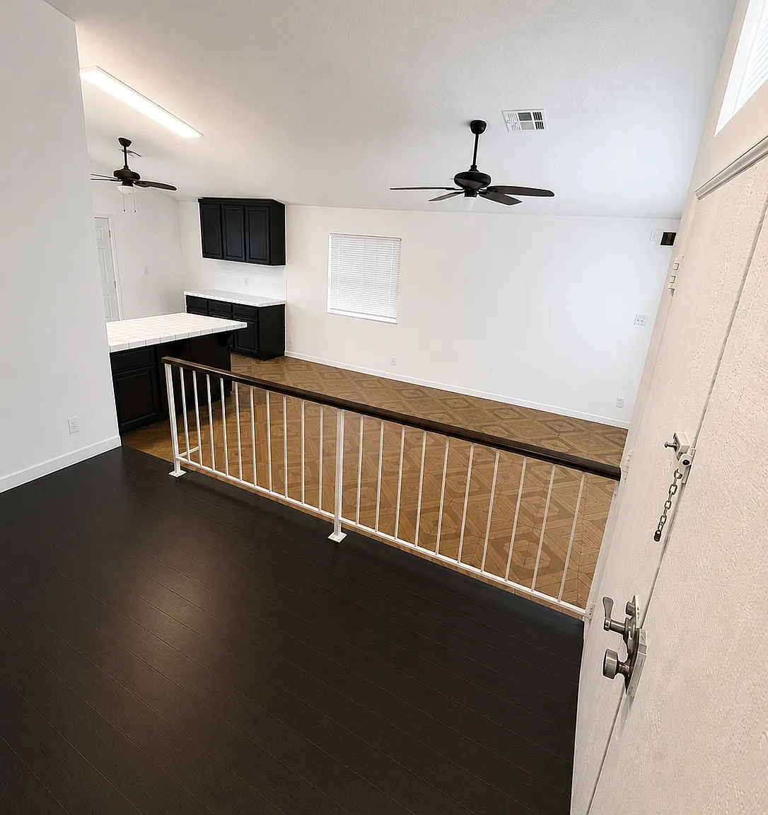 3 bed, 1275 sqft, $3,300 — Photo 3