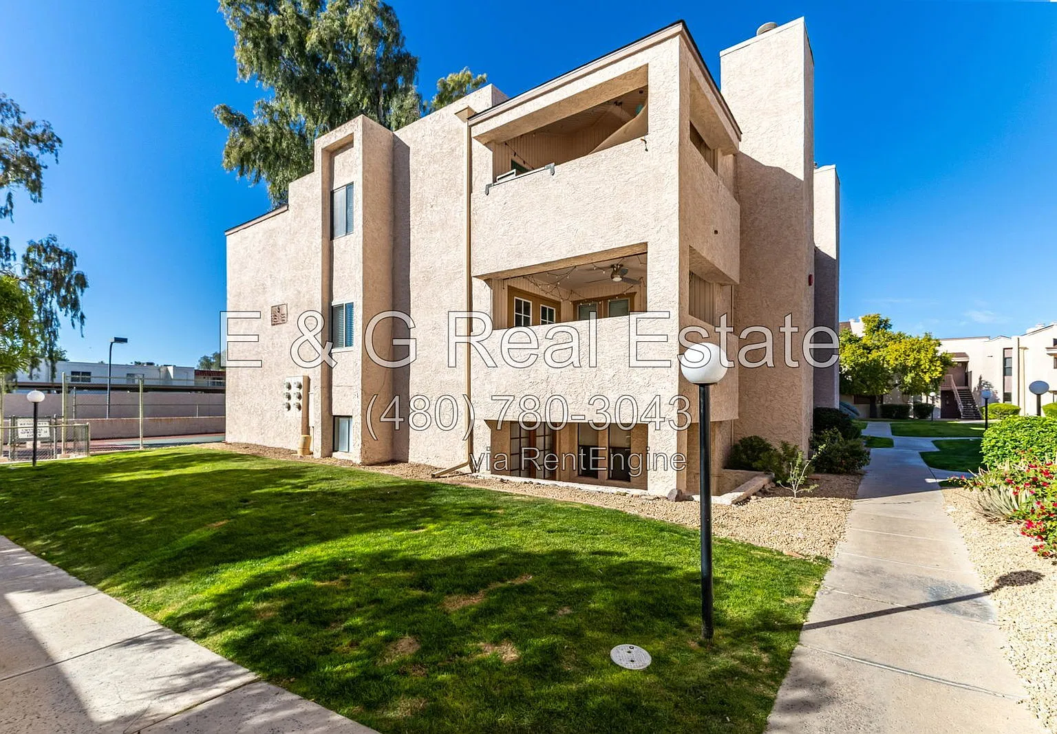 7510 E Thomas Rd — Photo 2