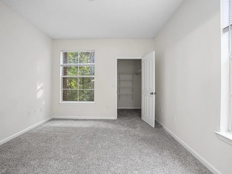 Ridgewalk Apartments — Photo 21