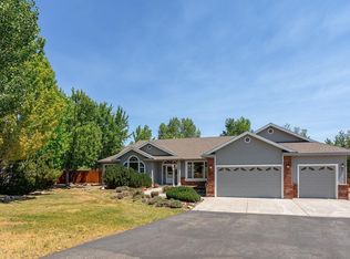 238 Peach Ct, Gardnerville, NV 89460