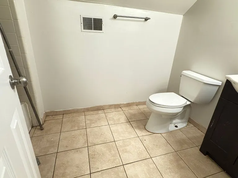 210 Cuddles Ct — Photo 18
