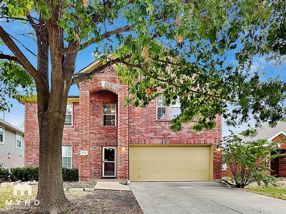 9316 Bedford Ln