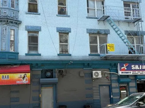 15 Park Ave, Paterson, NJ 07501