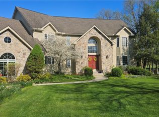 158 Boston Lake Dr, Valley City, OH 44280
