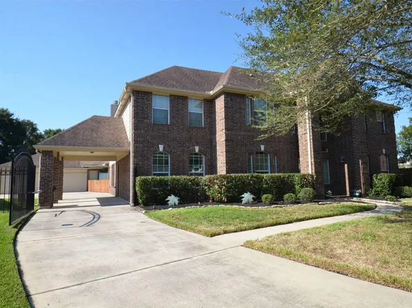 18302 Glenn Haven Estates Dr, Spring, TX 77379