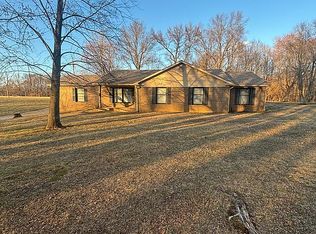 5529 J Royster Rd, Corydon, KY 42406