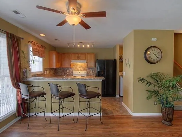 1832 Butterfly Ln #1 — Photo 6