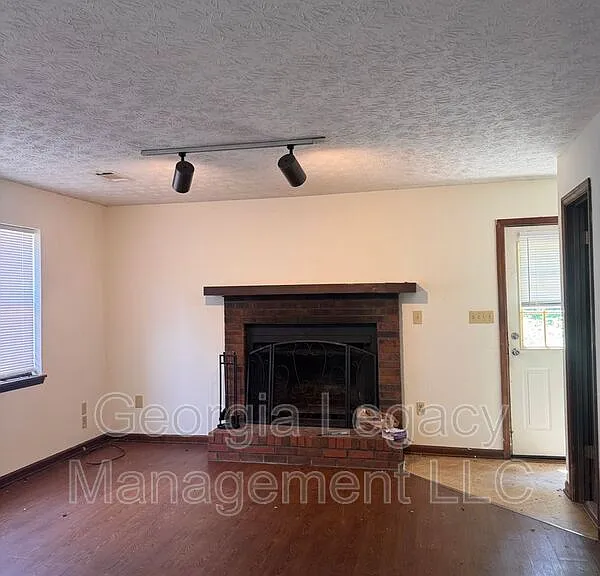 1122 Sweetwater Cir #1122 — Photo 10