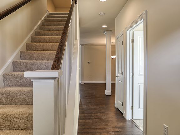 2nd image of 5313 Cobblestone Dr