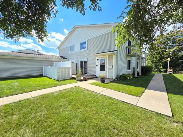 1672 Cornell Dr, Hoffman Estates, IL 60169