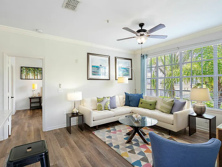 Grandeville at RiverPlace — Photo 14