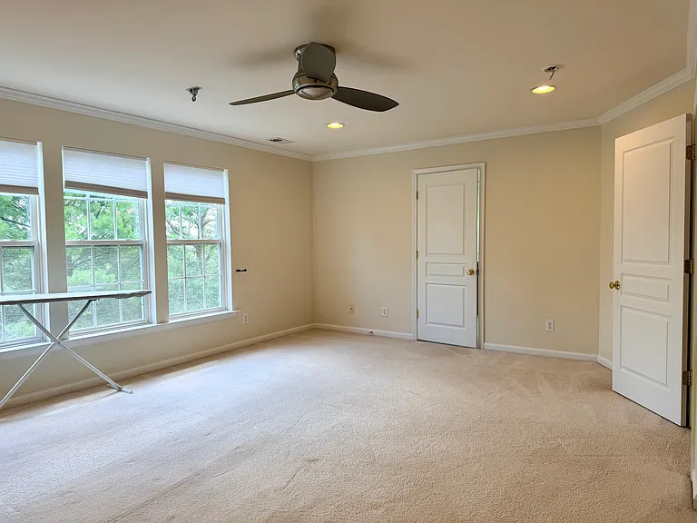 5272 Blue Sky Dr — Photo 14