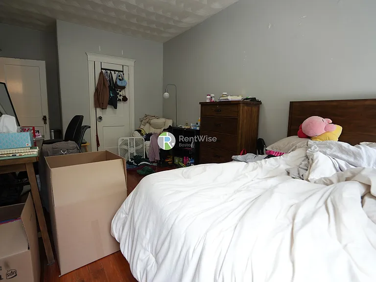 32 Claflin Rd #3 — Photo 5