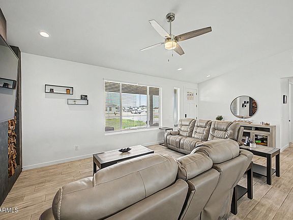 5th image of 3007 S 222ND Avenue