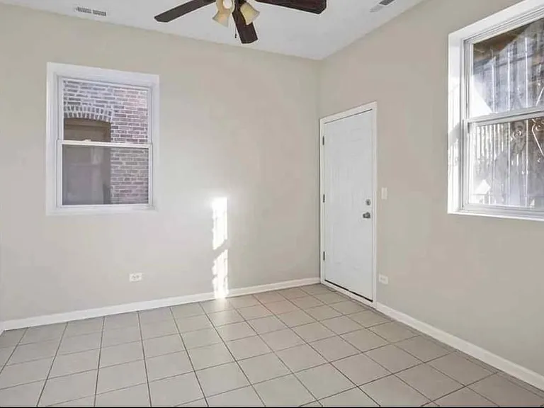 6411 S Maryland Ave — Photo 7