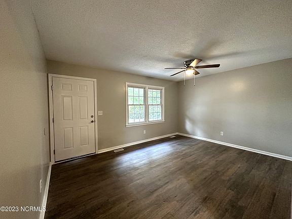 3rd image of 111 River Drive
