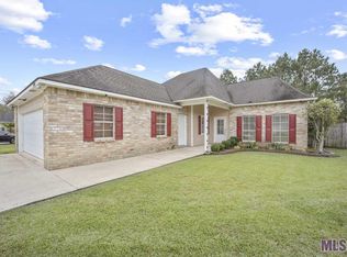 9420 Hidden Trail Dr, Denham Springs, LA 70726