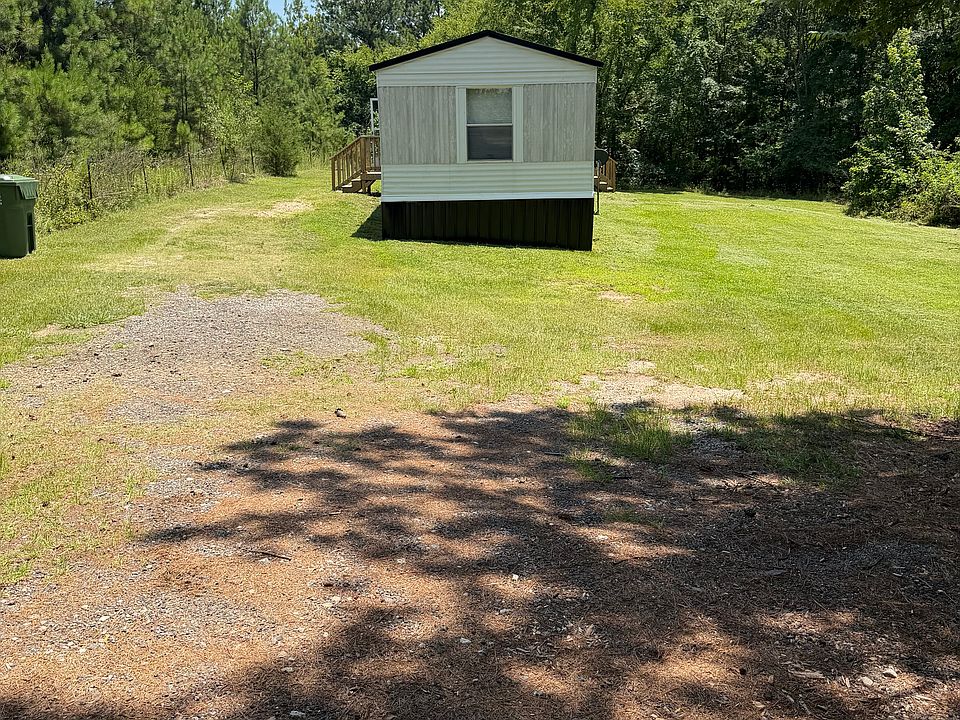 2nd image of 2425 Ridge Rd