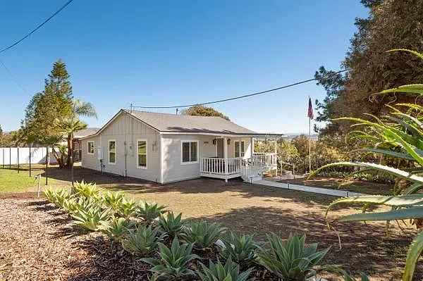 3456 La Mirada Dr — Photo 1