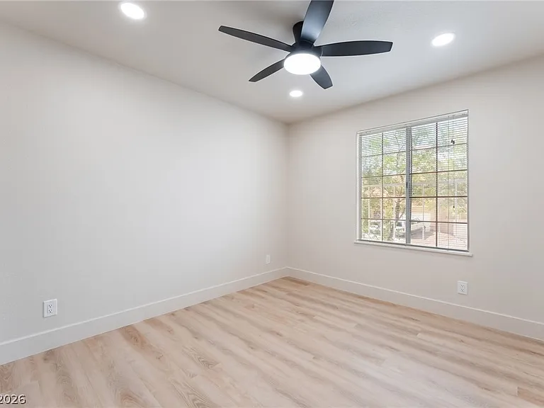 2100 Desert Peak Rd — Photo 37