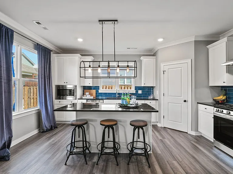 4628 Socata Ct — Photo 8