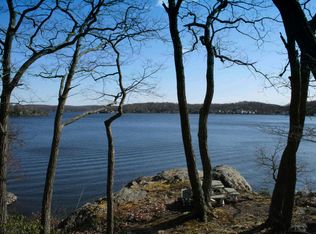 25 Air Castle Isle, Andover, NJ 07821