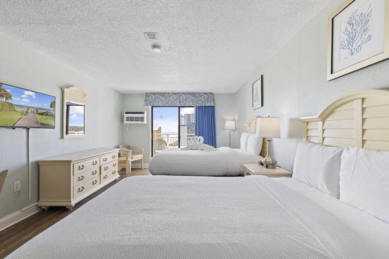 Studio, 1.0 bath, 398 sqft, $2,071 — Photo 3