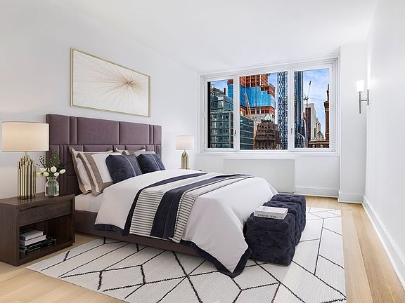 5th image of 322 W 57th St APT 31H