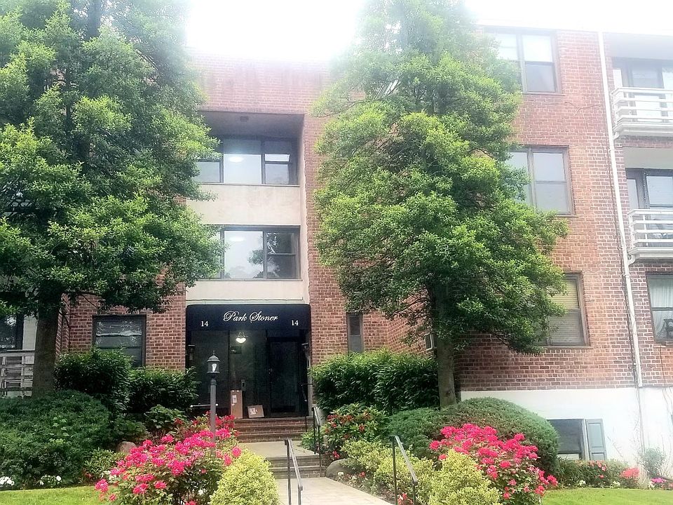 1st image of 41 Stoner Ave #2L