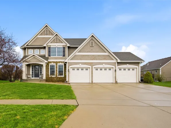 211 SW Oakmont Dr, Ankeny, IA 50023