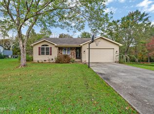 239 Golden Brook Dr, Crossville, TN 38555