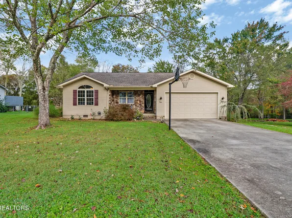 239 Golden Brook Dr, Crossville, TN 38555