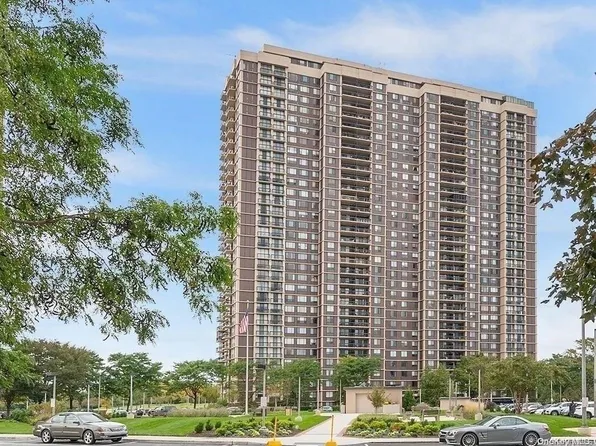 27110 Grand Central Parkway #7T, Floral Park, NY 11005