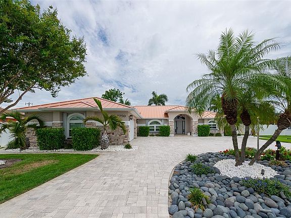 2nd image of 7759 Carver Ct