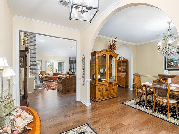 5th image of 109 Alexwood Dr