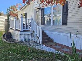 62 Foxwood Dr, Stafford, VA 22556