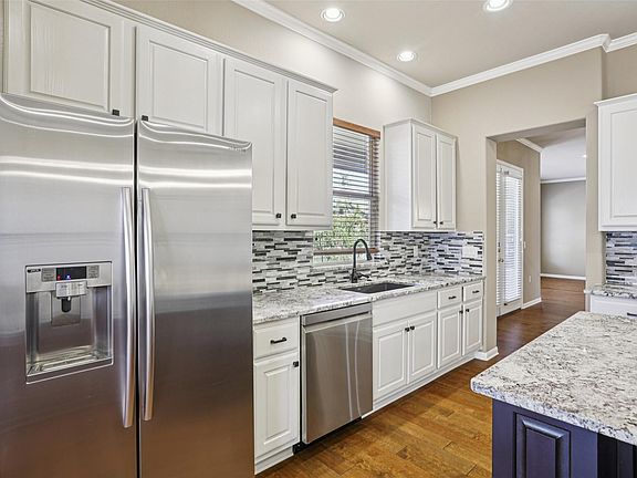 2nd image of 106 Whippoorwill Way