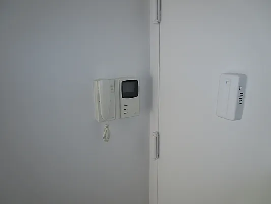 Rented by Easy Rental LLC | media 46