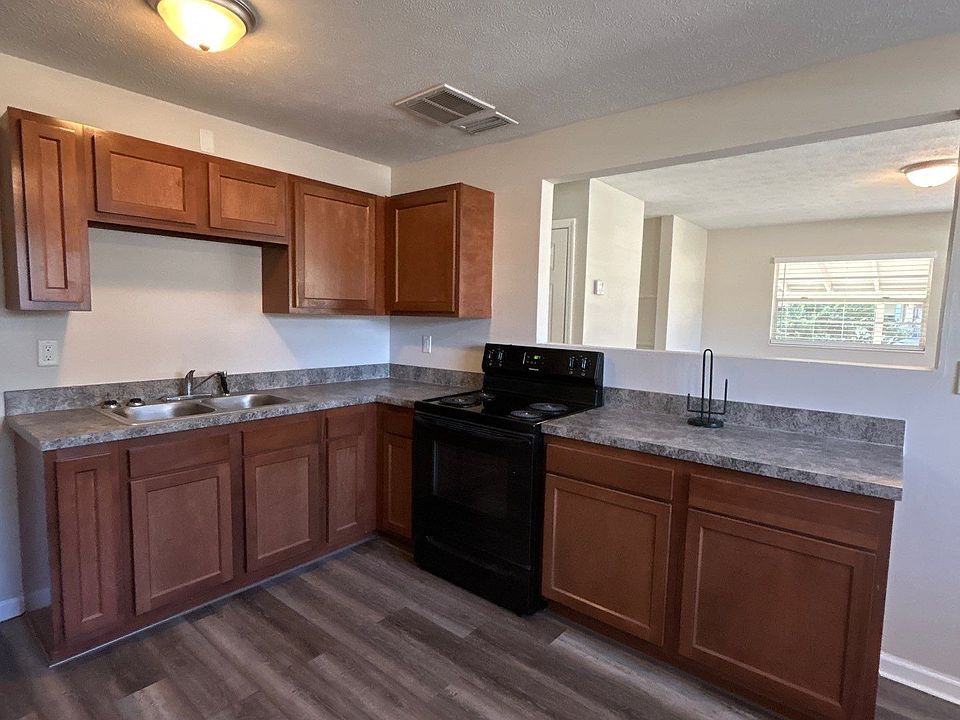 1st image of 8068 Lourdes Dr S