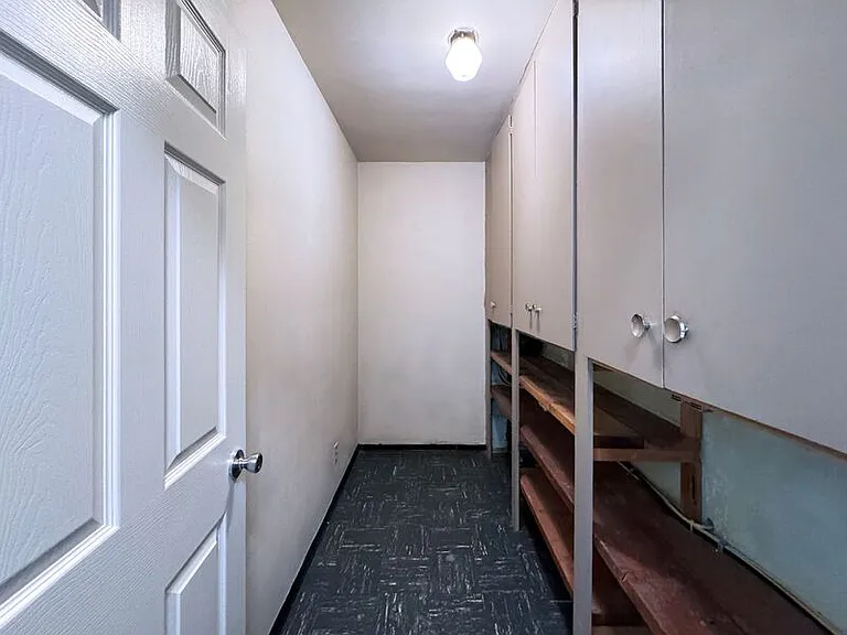 1180 E 37th Ave — Photo 50